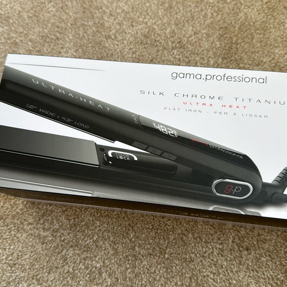 Gama.professional G-Evo Silk Chrome Titanium Ultra Heat Flat Iron